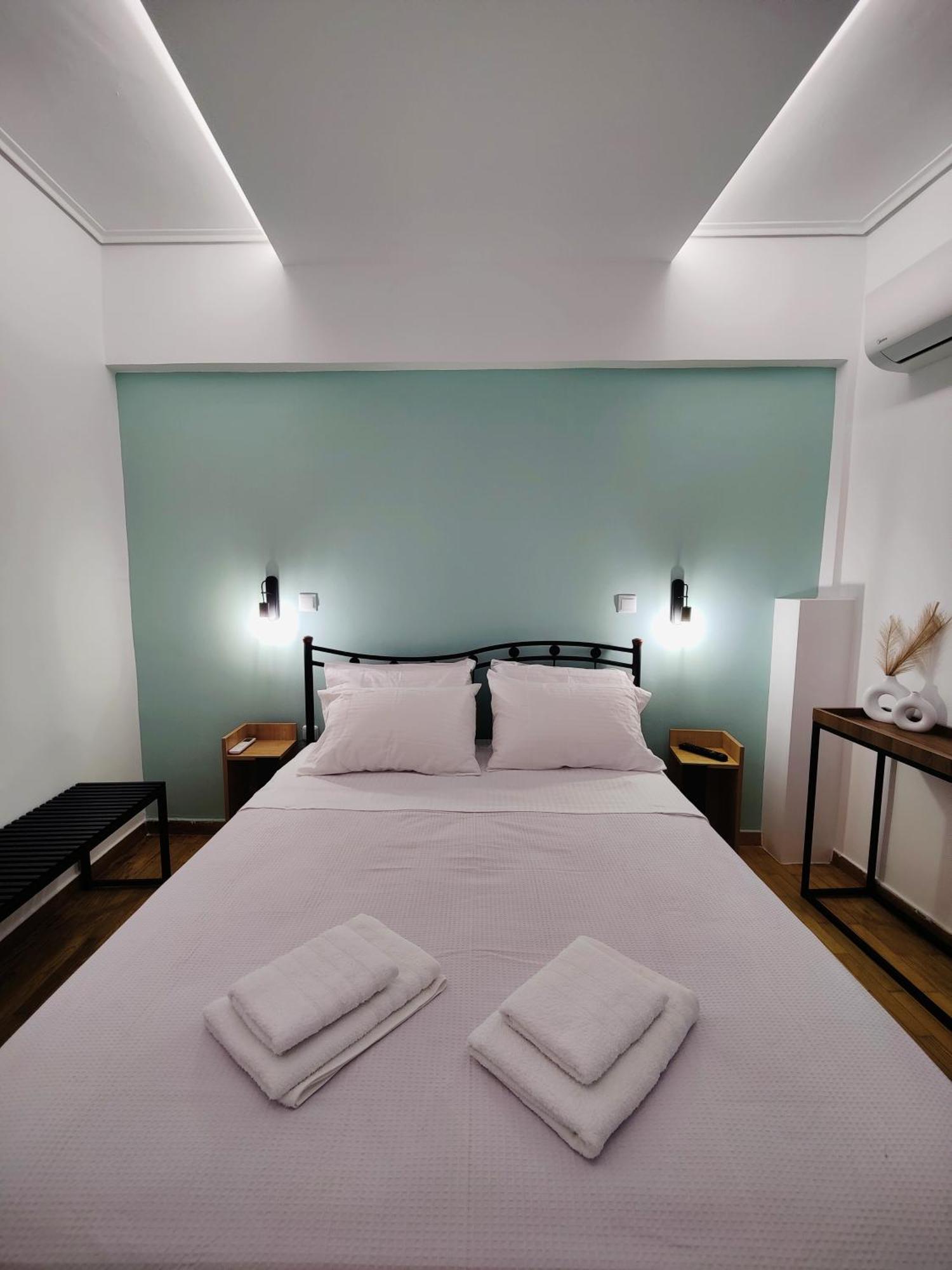 Adagio Apartment Каламата Екстериор снимка