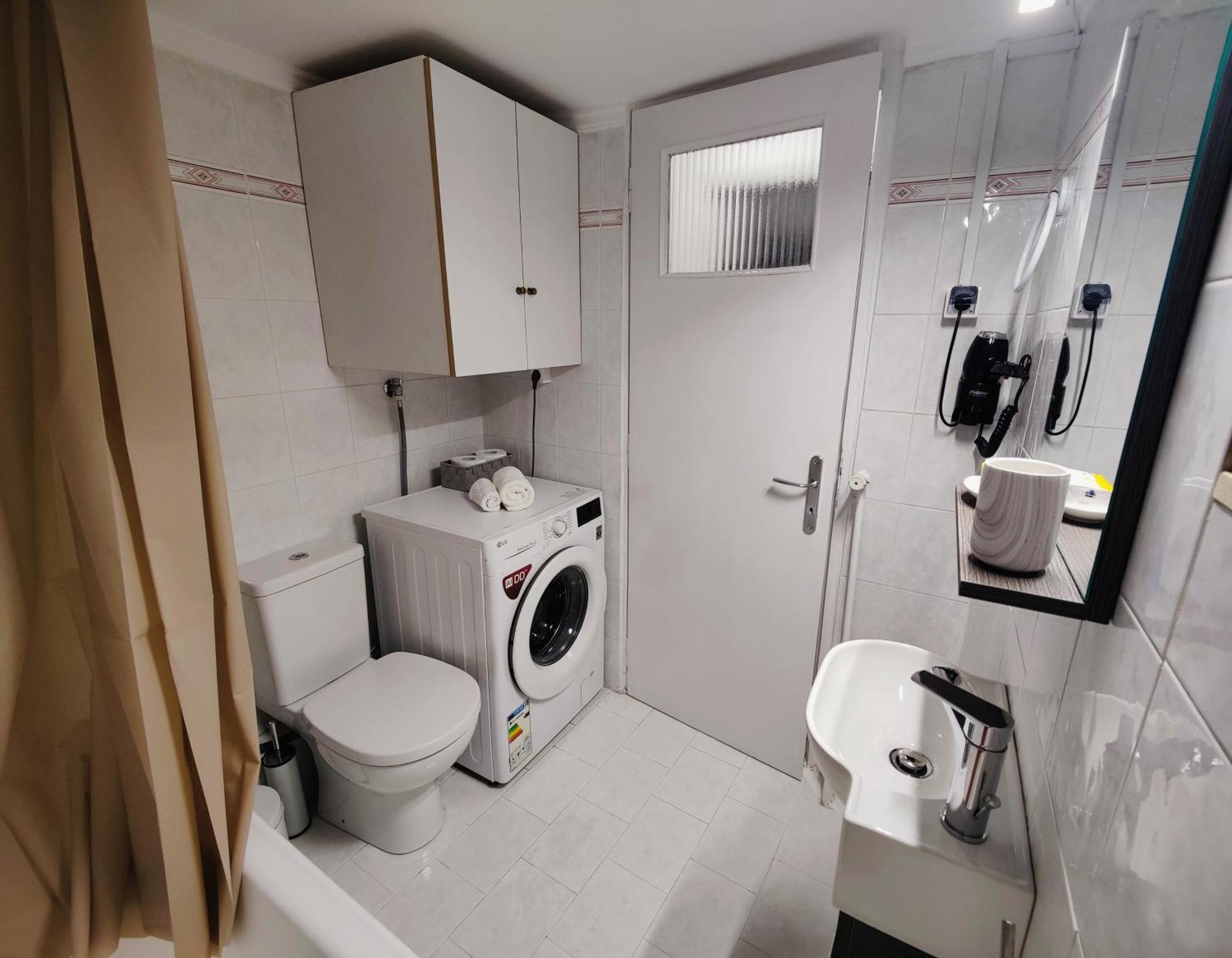 Adagio Apartment Каламата Екстериор снимка