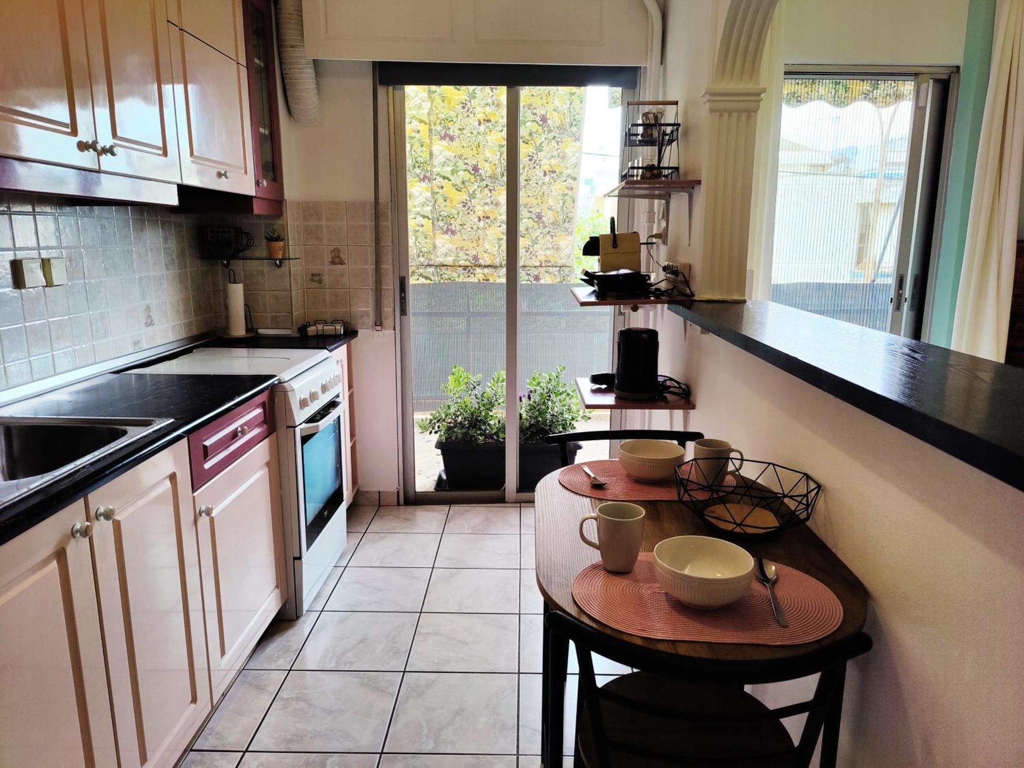 Adagio Apartment Каламата Екстериор снимка