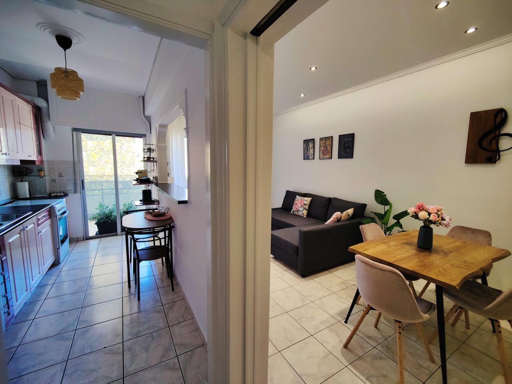Adagio Apartment Каламата Екстериор снимка