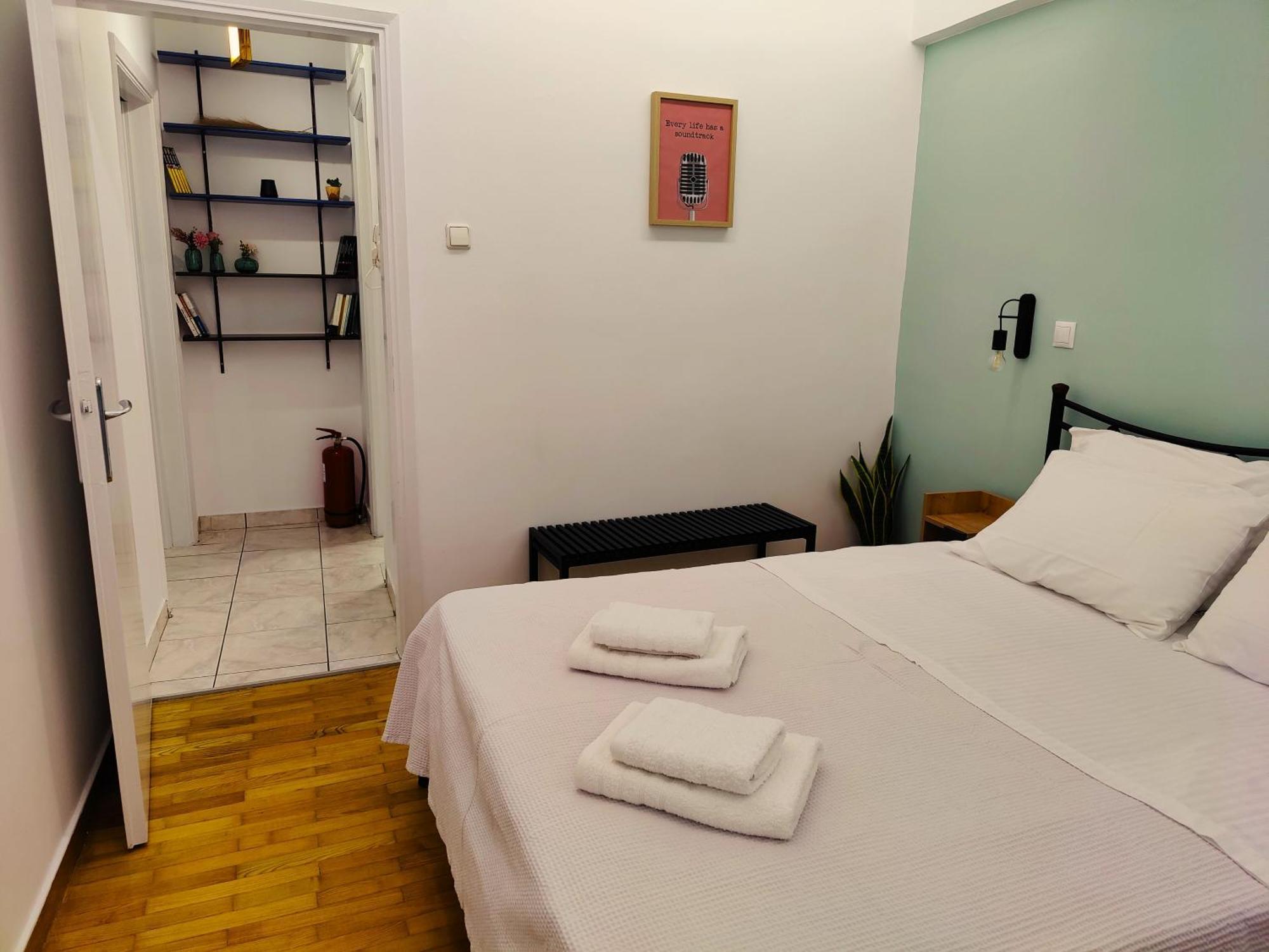 Adagio Apartment Каламата Екстериор снимка