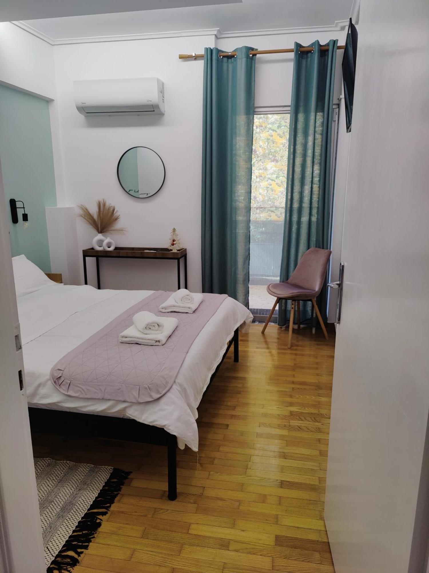 Adagio Apartment Каламата Екстериор снимка